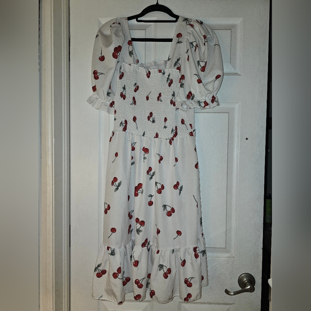 Cherry Print White Dress, No Label, Size 1X Plus?